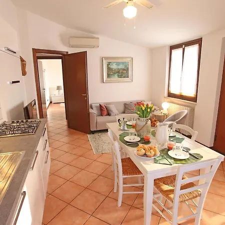 Casa Elisa, Trilocale A Пескьера-дель-Гарда