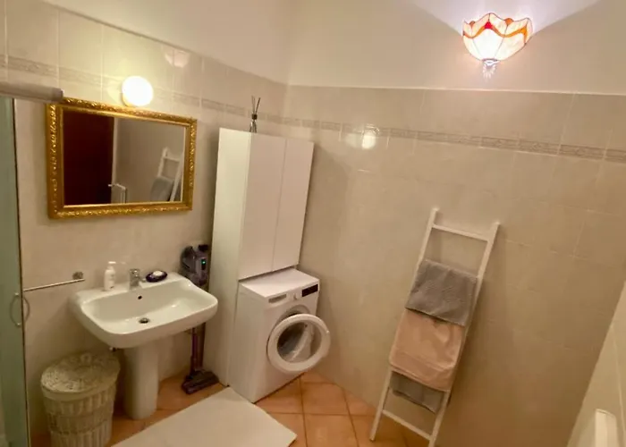 Casa Elisa, Trilocale A Apartman *