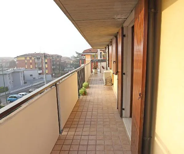 Casa Elisa, Trilocale A Apartman *