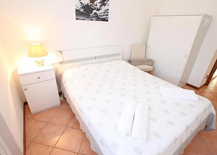 Casa Elisa, Trilocale A Apartman Peschiera del Garda